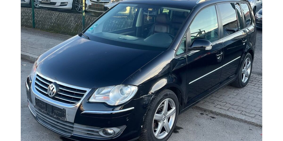 VW Touran 200.000 km 4.999 &euro; Berlin 13597