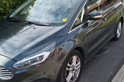 Ford S-Max 178.000 km 12.490 &euro; Malborn 54426