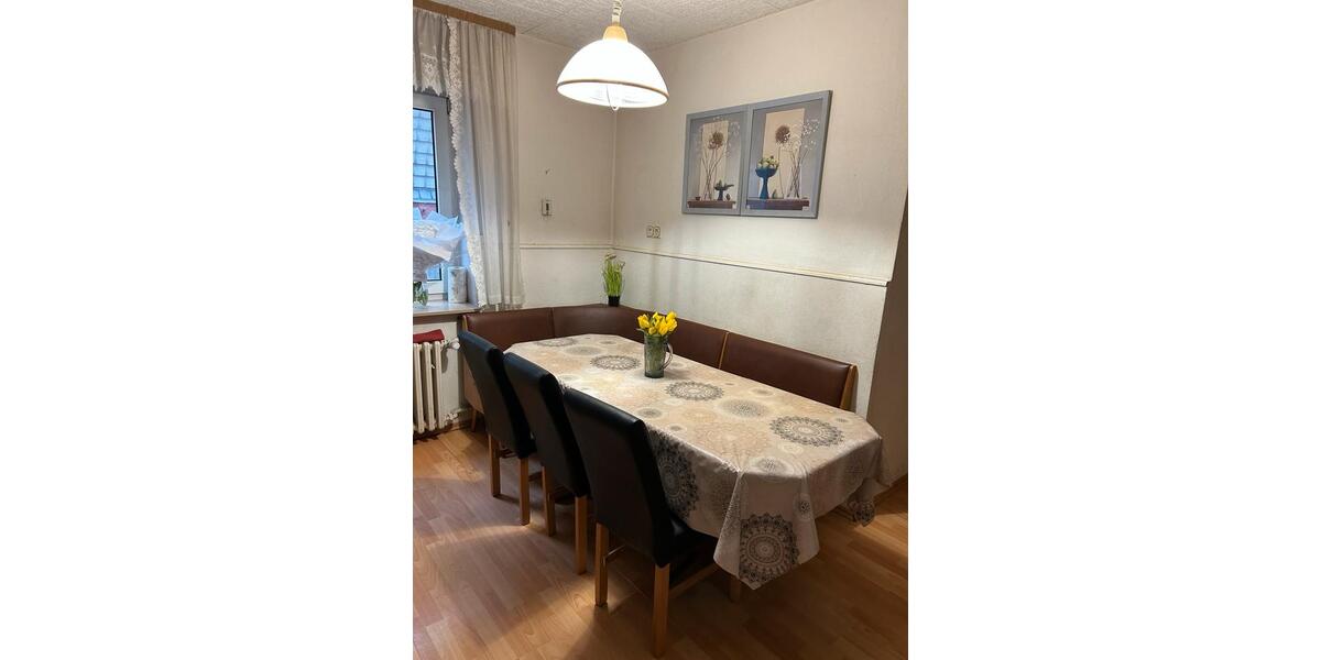 Einfamilienhaus Bebra - 10 Zimmer, 282 m&sup2;, 2.190&euro; | Angebot:25239180