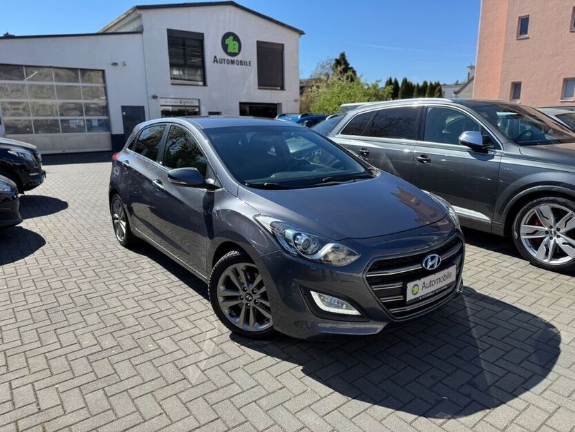 i30