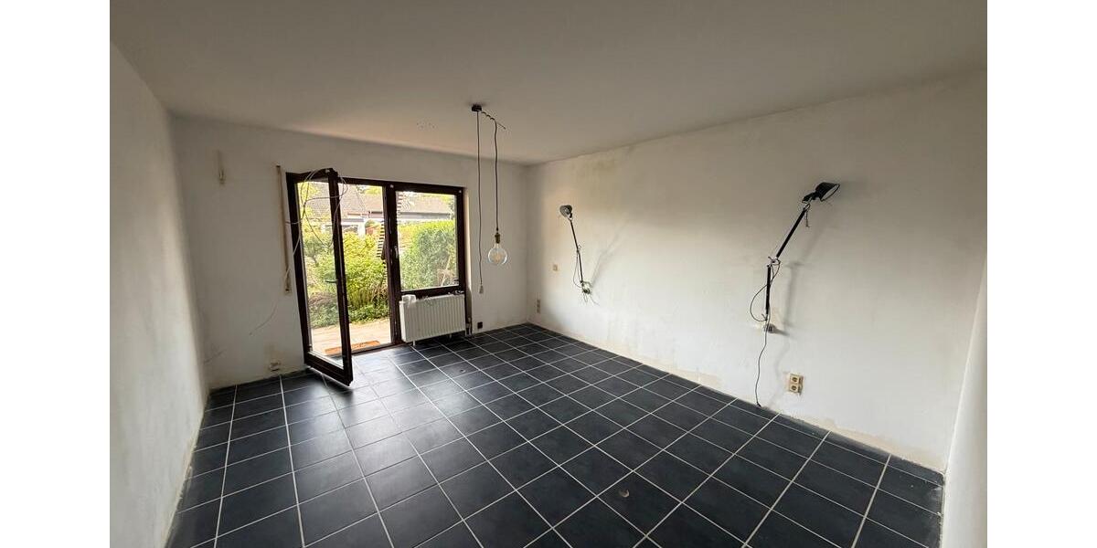 Einfamilienhaus Bad Liebenzell - 7 Zimmer, 180 m&sup2;, 535.000&euro; | Angebot:26425113
