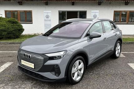 Audi Q4 e-tron 22.200 km 24.900 € Raubling 83064