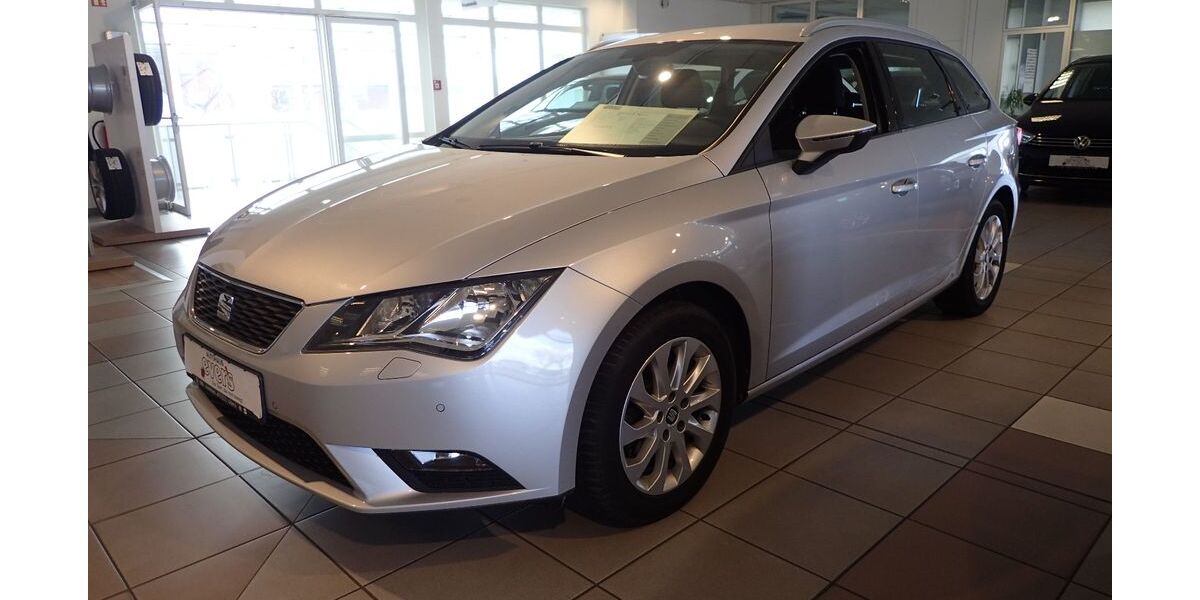 Seat Leon 122.930 km 11.990 &euro; Lübeck 23554