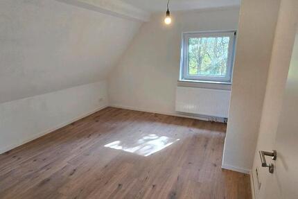 Wohnung Ottweiler - 5 Zimmer, 60 m&sup2;, 580&euro; | Angebot:26248589