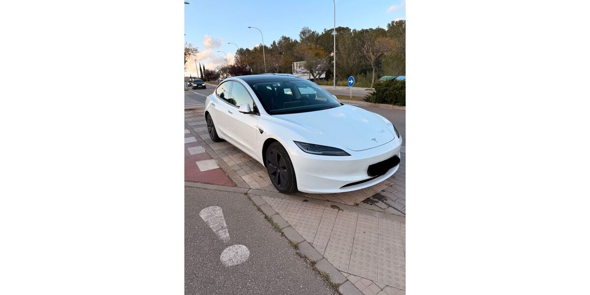 Tesla Model 3 25.000 km 42.000 &euro; Delbrück 33129