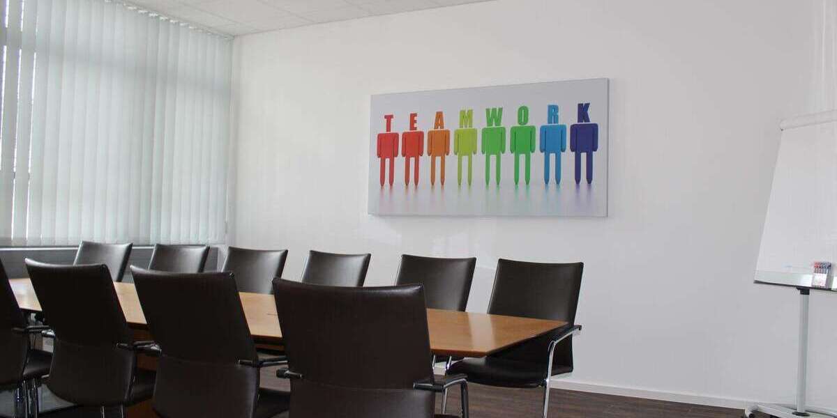 Büro in Fürstenfeldbruck 6.281,66 € 498 m² zimmer