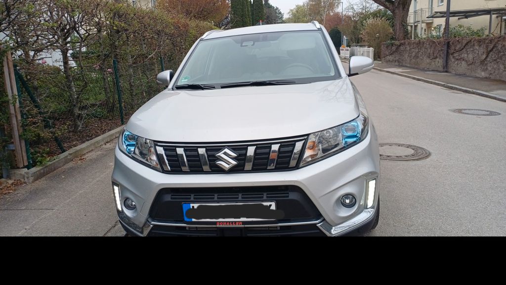 Suzuki Vitara 19.400 km 14.900 &euro; München 80995