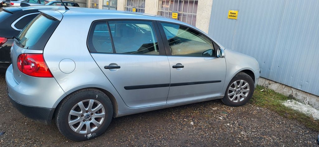 VW Golf 199.000 km 2.750 &euro; Memmingen 87700