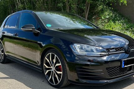 VW Golf 129.000 km 17.900 &euro; Bad Nenndorf 31542