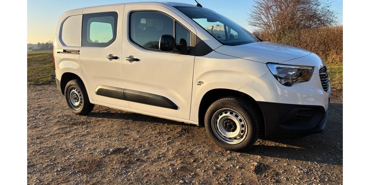 Opel Combo 78.669 km 12.770 &euro; Stuttgart 70599
