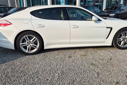 Porsche Panamera 84.153 km 30.000 &euro; Achim 28832