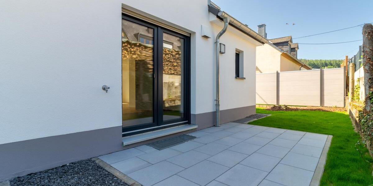 Neues vermietetes 3-Familienhaus als KFW 55 Energiesparhaus in ruhiger Lage Trier-Kernscheid - Mehrfamilienhaus, Wohnhaus Trier Kürenz | Angebot:18822982