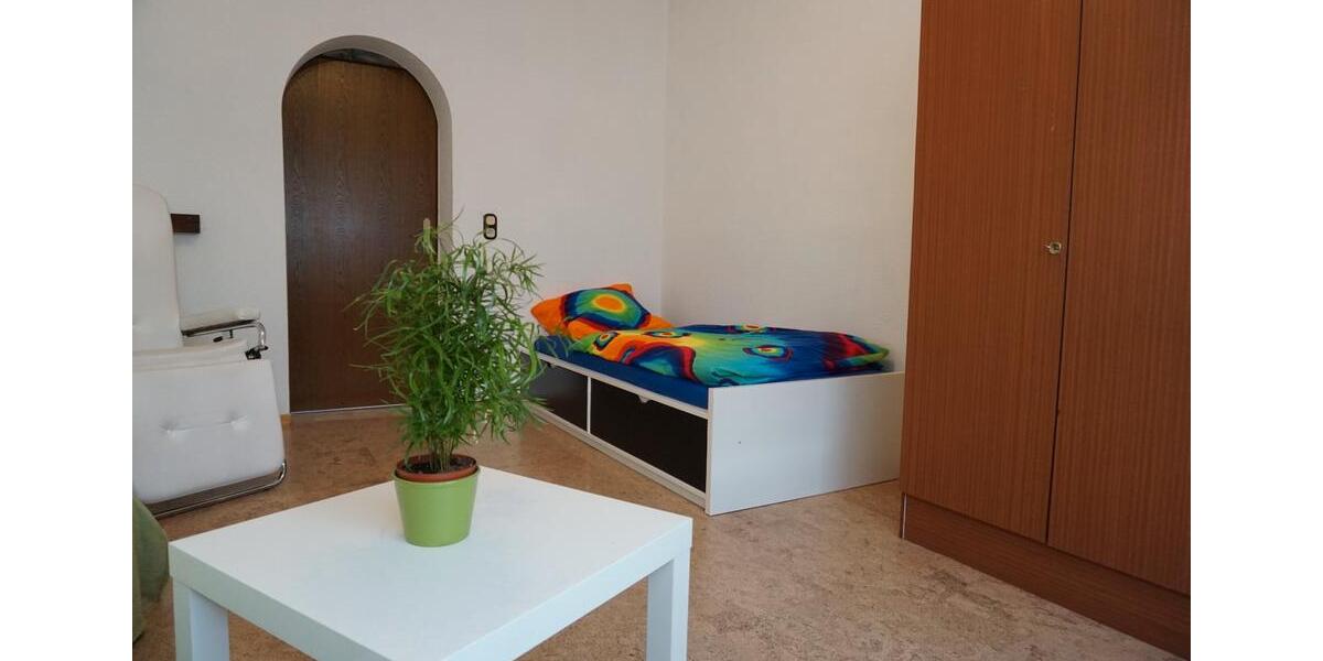 Reihenhaus Schwalbach - 3 Zimmer, 140 m&sup2;, 290.000&euro; | Angebot:26802296