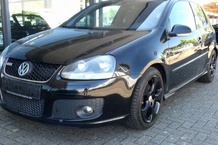 VW Golf 233.200 km 2.990 &euro; Bühl 77815