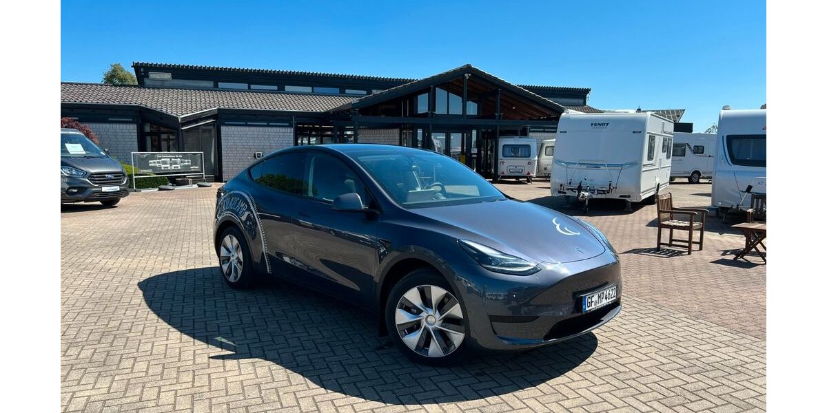 Tesla Model Y 14.500 km 36.990 &euro; Lagesbüttel (Braunschweig) 38179