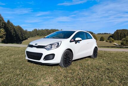 Kia Rio 113.000 km 3.600 &euro; Meßstetten 72469