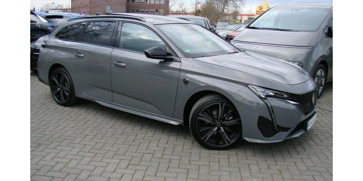 Peugeot 308 1.5 BlueHDi GT Premium ACC LED AHK Pano Focal 14.551 km 28.980 &euro; Falkensee 14612