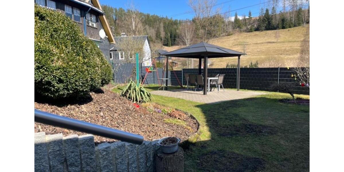 Einfamilienhaus Sonneberg - 10 Zimmer, 245 m&sup2;, 198.000&euro; | Angebot:25348277