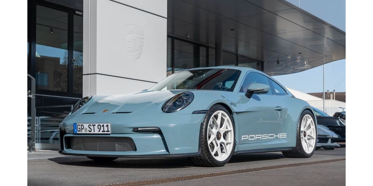 Porsche 992 3.000 km 399.000 &euro; Göppingen 73037