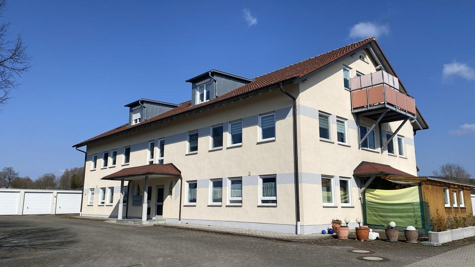 Erdgeschoßwohnung Bad Dürrheim - 3 Zimmer, 96 m&sup2;, 860&euro; | Angebot:26232471
