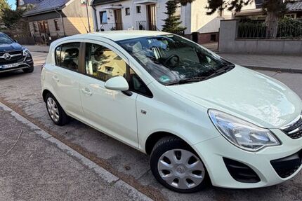 Opel Corsa 172.400 km 3.200 &euro; Berlin 12357