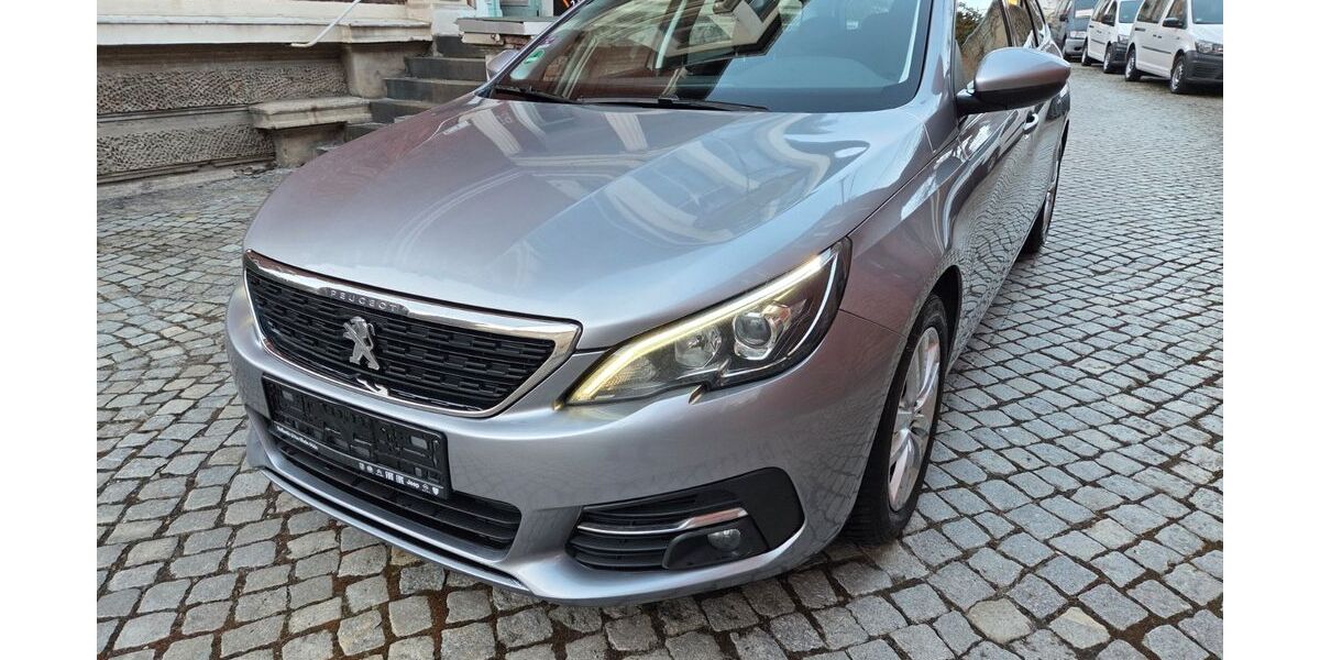 Peugeot 308 212.500 km 8.271 &euro; Rathenow 14712