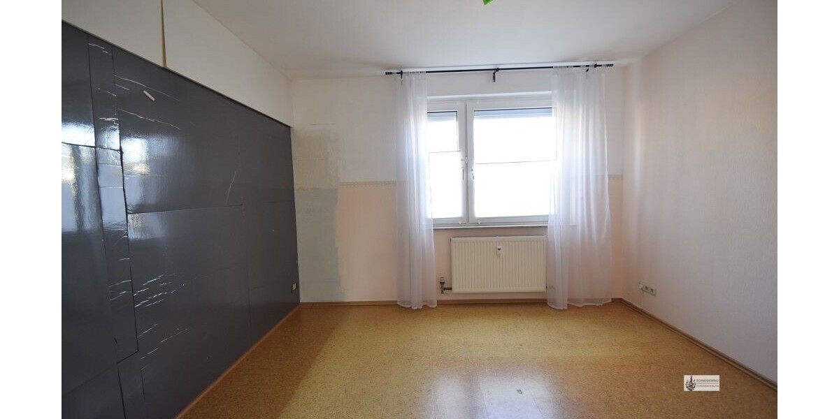 Große 71 m² 3 Zimmer Wohnung mit Einbauküche und Balkon 3 zimmer