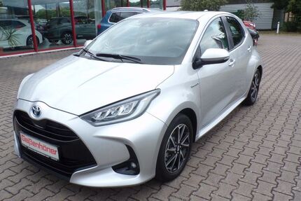 Toyota Yaris 27.450 km 19.100 &euro; Suhl 98529