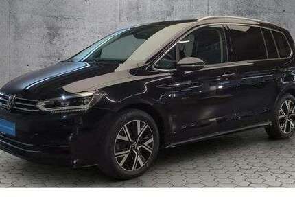 VW Touran 65.300 km 29.990 &euro; Paderborn 33100