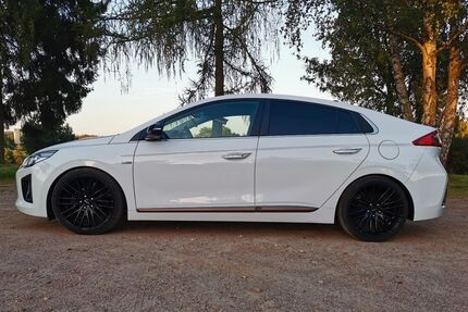 Hyundai IONIQ 52.000 km 14.900 &euro; Taunusstein 65232