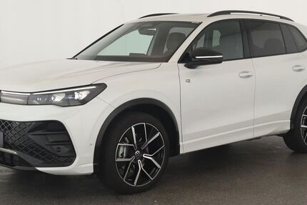VW Tiguan 11.200 km 51.984 € Neuss 41464