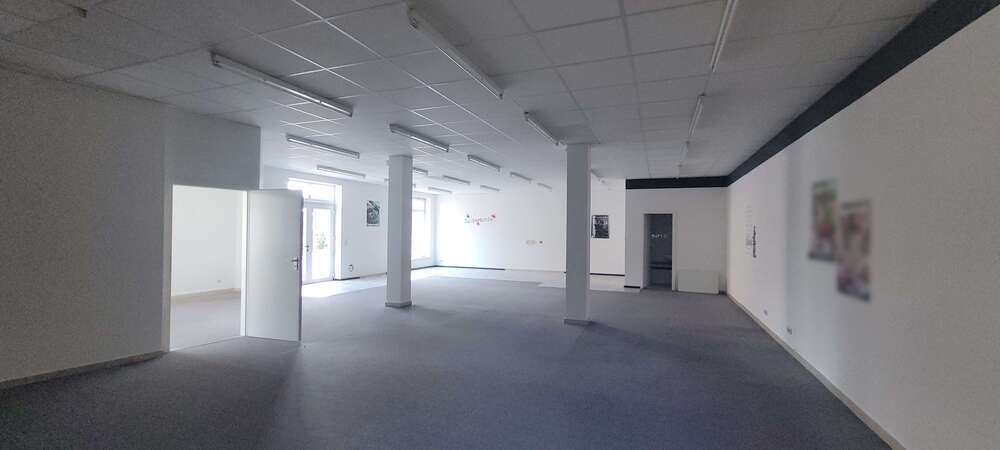 Einzelhandel in Bad Tabarz 560 € 140 m²