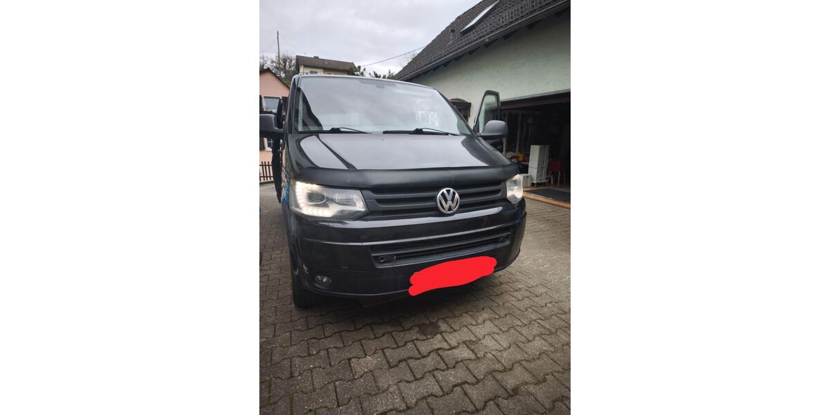 VW T5 Transporter 276.000 km 8.999 &euro; Bad soden 65812