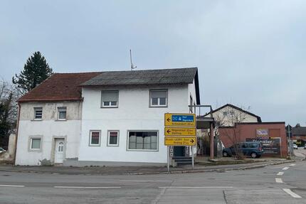 Haus Nittenau - 9 Zimmer, 380 m&sup2;, 405.000&euro; | Angebot:24614093