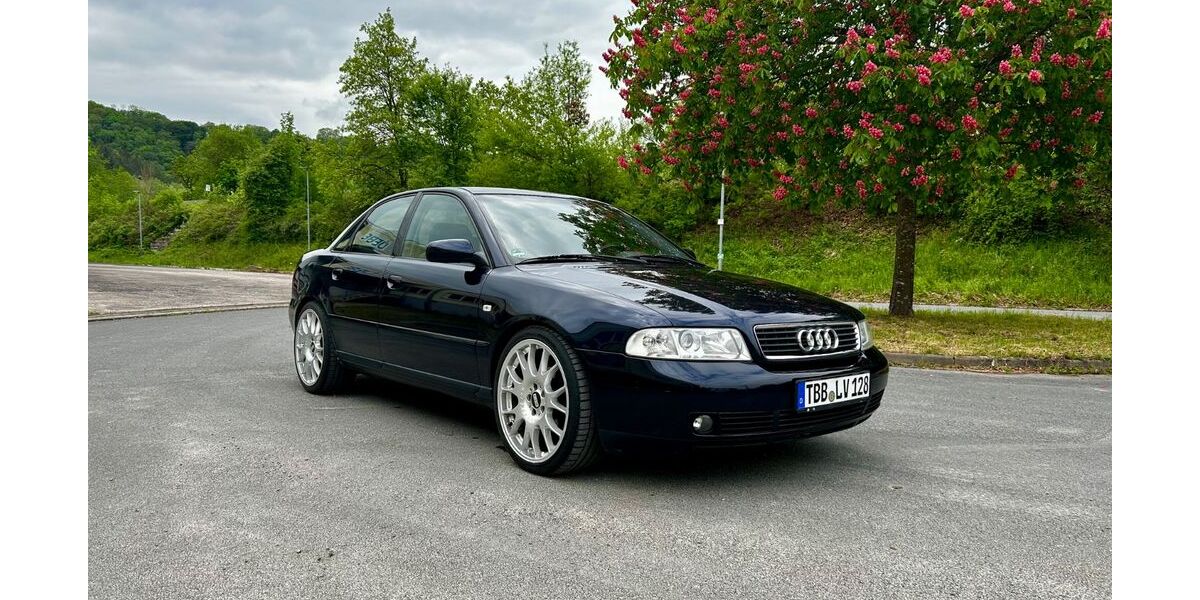 Audi A4 184.000 km 5.000 &euro; Wertheim 97877