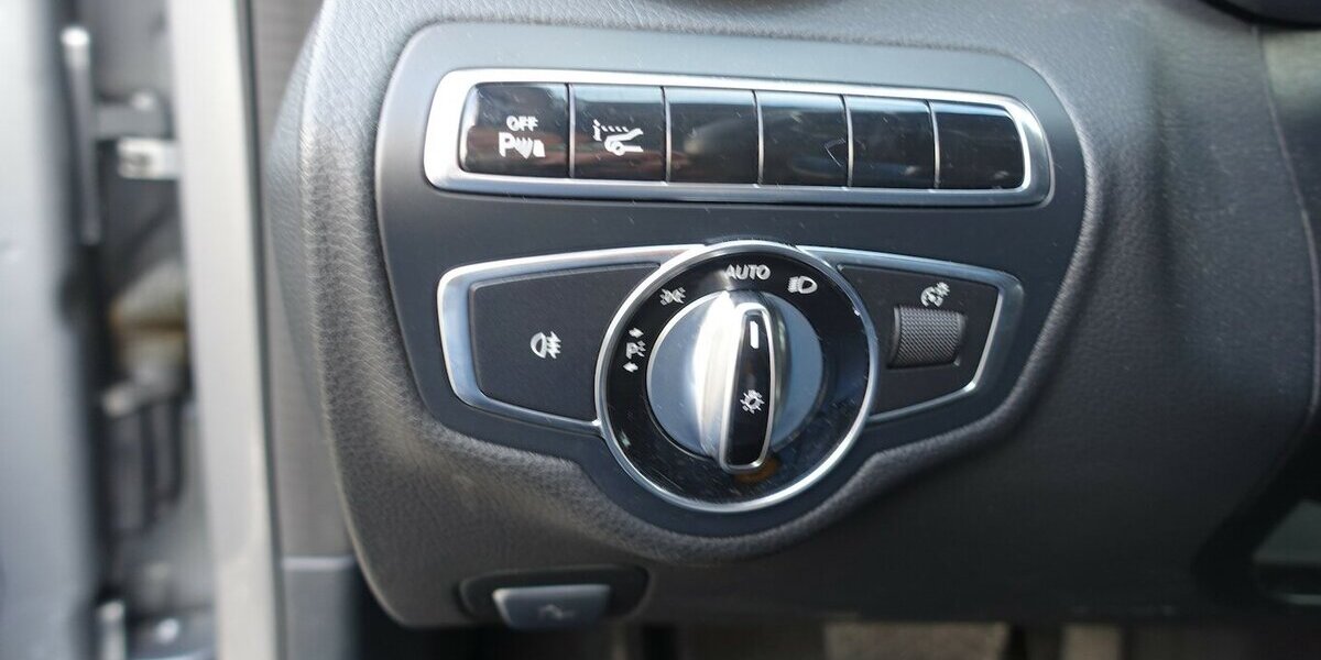 Mercedes-Benz C 250 Lim. 4Matic BlueTEC / d Distr. LED Burmester 175.800 km 19.950 &euro; Neumarkt/OPf 92318