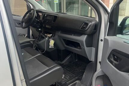 Toyota Proace City 184.877 km 11.200 &euro; Esslingen am Neckar 73728