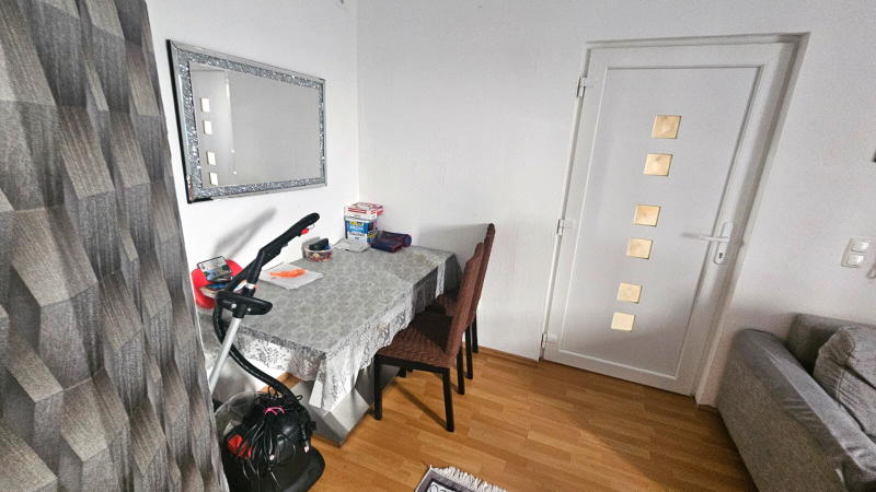 ObjNr:19036 - In 2015 komplett sanierte 3-Zi. ETW in zentraler Lage in NeustadtWeinstraße 3 zimmer