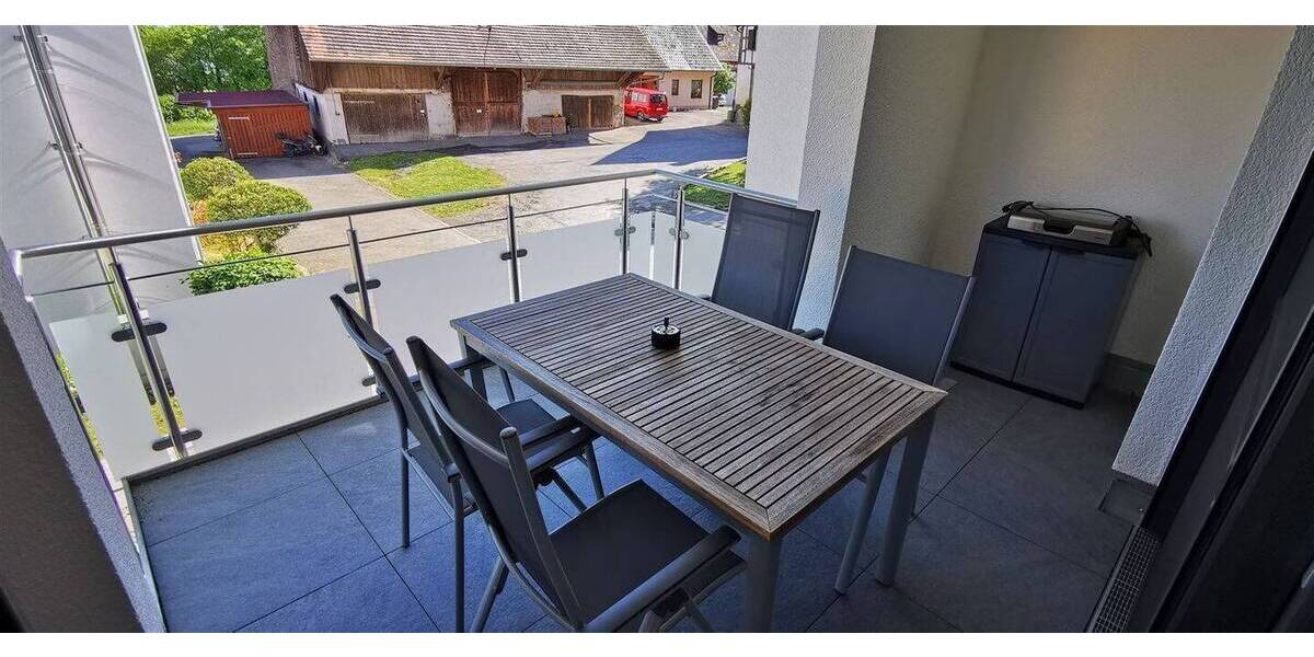 Etagenwohnung Überlingen Überlingen - 3 Zimmer, 102 m&sup2;, 3.000&euro; | Angebot:22615951