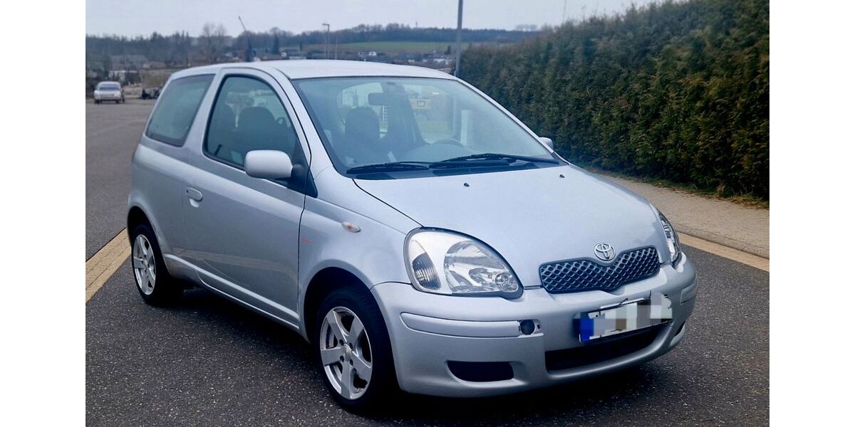 Toyota Yaris 170.000 km 1.650 &euro; Hoppstädten Weiersbach. 55768
