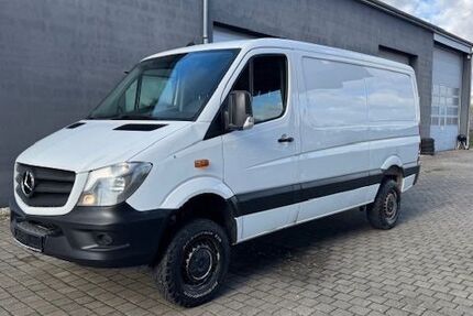 Mercedes-Benz Sprinter 272.000 km 17.999 &euro; Halle 06118