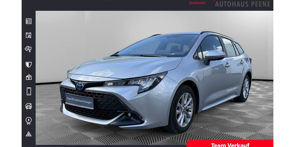 Toyota Corolla 31.843 km 27.866 &euro; Greifswald 17489