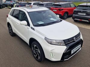Suzuki Vitara 1.4 Boosterjet Hybrid Allgrip Comfort+ 2.500 km 27.840 &euro; Obrigheim-Asbach 74847