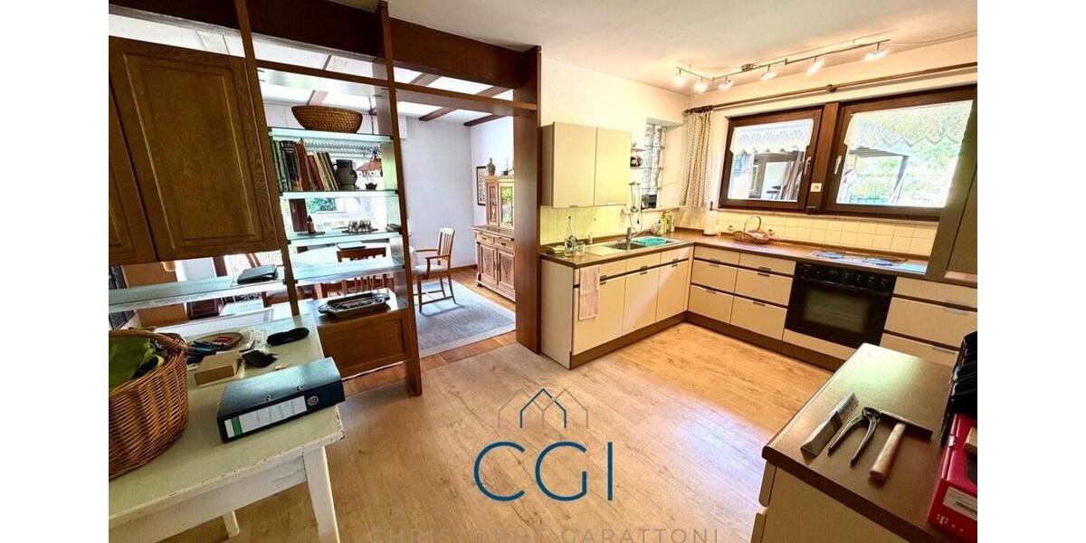 Einfamilienhaus Blieskastel - 10 Zimmer, 250 m&sup2;, 249.000&euro; | Angebot:27135161