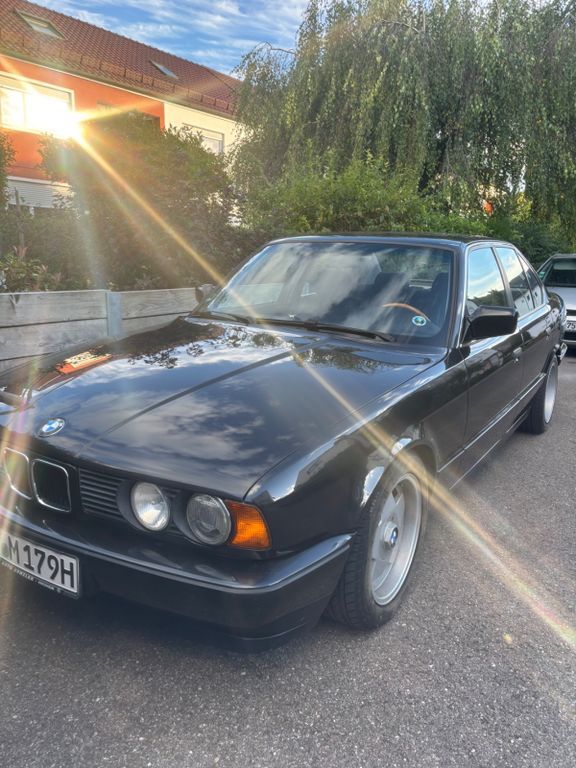 BMW 520 45.178 km 15.999 € Weilheim 73235