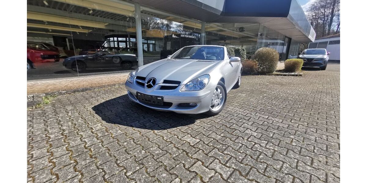 Mercedes-Benz SLK 200 91.000 km 12.490 &euro; Kirschweiler 55743