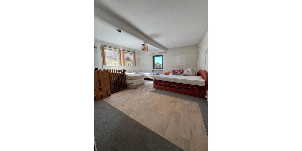 Mehrfamilienhaus, Wohnhaus Volkach - 18 Zimmer, 460 m&sup2;, 475.000&euro; | Angebot:26814297