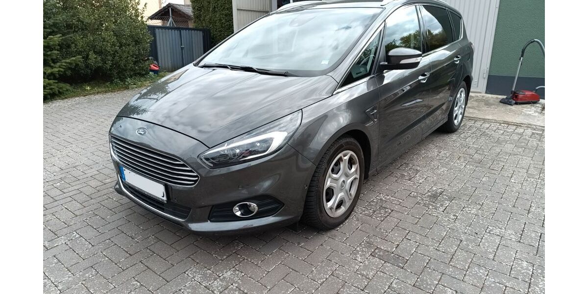 Ford S-Max 145.502 km 17.500 &euro; Morbach-Gonzerath 54497