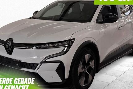 Renault Megane E-TECH 8.867 km 27.450 &euro; Hamburg 22529