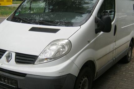 Renault Trafic 158.000 km 2.890 &euro; Berlin / Wir bitten um telefonische Terminvereinbarung ! 14167